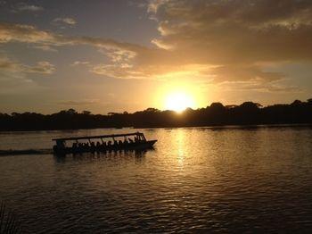 Miss Junies Lodge Tortuguero Esterno foto